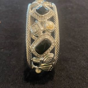 Gorgeous David Yurman Lookalike Silvertone Cuff Bracelet